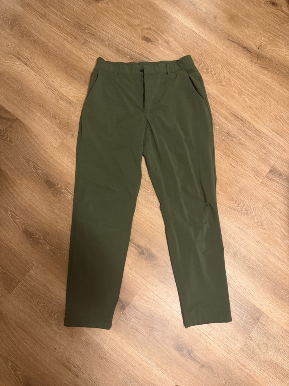 Fabletics Men's Olive Green Golf Pants